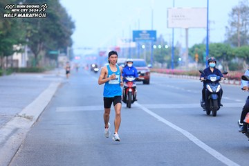 BINH DUONG NEW CITY HALF MARATHON 2024 - Ảnh #1765319