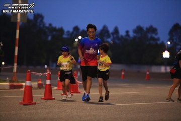 BINH DUONG NEW CITY HALF MARATHON 2024 - Ảnh #1728517