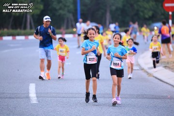 BINH DUONG NEW CITY HALF MARATHON 2024 - Ảnh #1726813