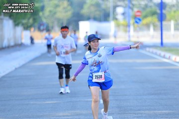 BINH DUONG NEW CITY HALF MARATHON 2024 - Ảnh #1771361