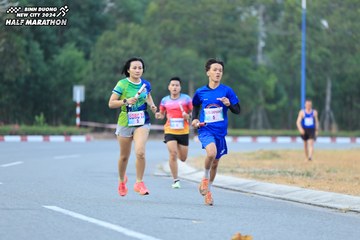 BINH DUONG NEW CITY HALF MARATHON 2024 - Ảnh #1735478