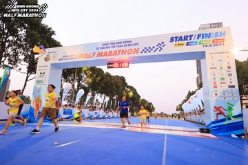 BINH DUONG NEW CITY HALF MARATHON 2024 - Ảnh #1729615