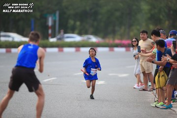 BINH DUONG NEW CITY HALF MARATHON 2024 - Ảnh #1736222