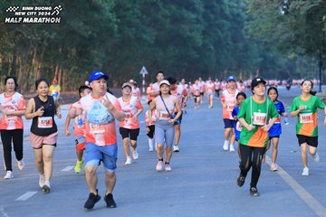BINH DUONG NEW CITY HALF MARATHON 2024 - Ảnh #1772379