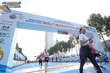 BINH DUONG NEW CITY HALF MARATHON 2024 - Ảnh #1821497