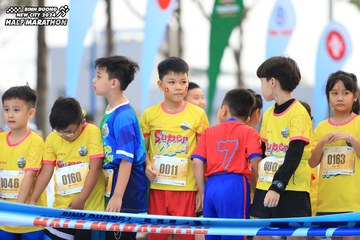 BINH DUONG NEW CITY HALF MARATHON 2024 - Ảnh #1727363