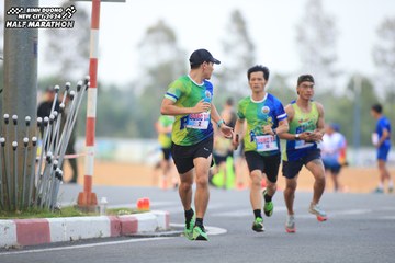 BINH DUONG NEW CITY HALF MARATHON 2024 - Ảnh #1737074