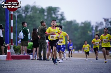 BINH DUONG NEW CITY HALF MARATHON 2024 - Ảnh #1725063