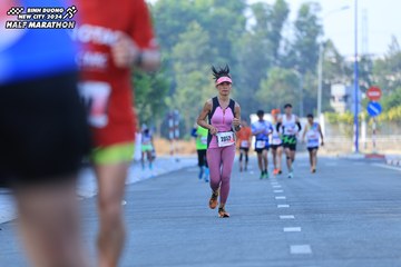 BINH DUONG NEW CITY HALF MARATHON 2024 - Ảnh #1764745