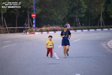 BINH DUONG NEW CITY HALF MARATHON 2024 - Ảnh #1727276
