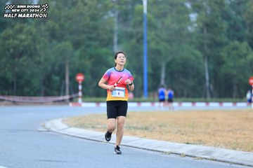 BINH DUONG NEW CITY HALF MARATHON 2024 - Ảnh #1735897