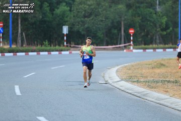 BINH DUONG NEW CITY HALF MARATHON 2024 - Ảnh #1734989