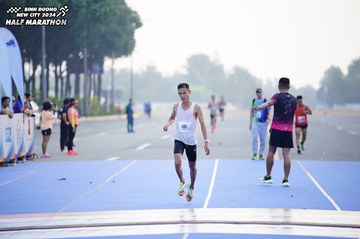 BINH DUONG NEW CITY HALF MARATHON 2024 - Ảnh #1772695