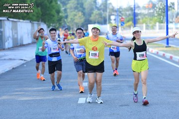 BINH DUONG NEW CITY HALF MARATHON 2024 - Ảnh #1770653
