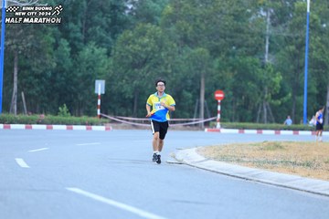 BINH DUONG NEW CITY HALF MARATHON 2024 - Ảnh #1735949