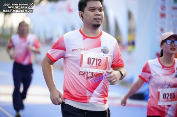 BINH DUONG NEW CITY HALF MARATHON 2024 - Ảnh #1762044