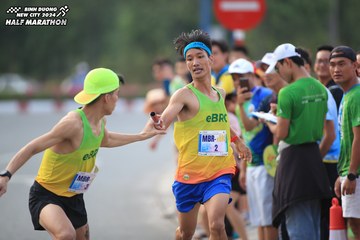 BINH DUONG NEW CITY HALF MARATHON 2024 - Ảnh #1736299