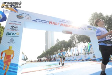 BINH DUONG NEW CITY HALF MARATHON 2024 - Ảnh #1819028