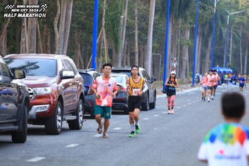 BINH DUONG NEW CITY HALF MARATHON 2024 - Ảnh #1755893