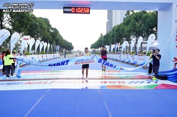 BINH DUONG NEW CITY HALF MARATHON 2024 - Ảnh #1770688