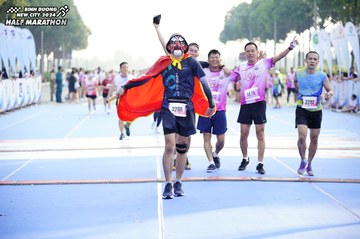BINH DUONG NEW CITY HALF MARATHON 2024 - Ảnh #1769486