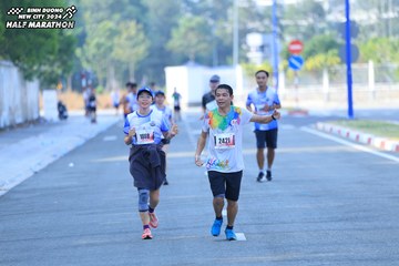 BINH DUONG NEW CITY HALF MARATHON 2024 - Ảnh #1770231
