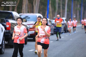 BINH DUONG NEW CITY HALF MARATHON 2024 - Ảnh #1756244
