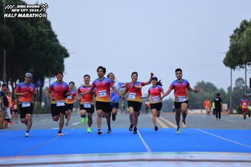 BINH DUONG NEW CITY HALF MARATHON 2024 - Ảnh #1737231