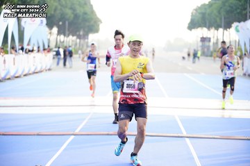 BINH DUONG NEW CITY HALF MARATHON 2024 - Ảnh #1757850