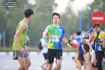 BINH DUONG NEW CITY HALF MARATHON 2024 - Ảnh #1736378