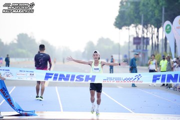 BINH DUONG NEW CITY HALF MARATHON 2024 - Ảnh #1771373