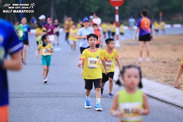 BINH DUONG NEW CITY HALF MARATHON 2024 - Ảnh #1726698