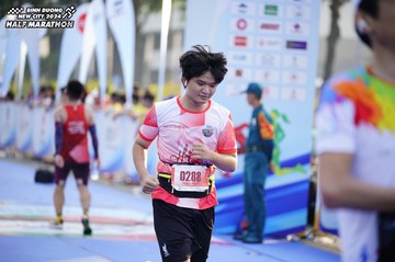 BINH DUONG NEW CITY HALF MARATHON 2024 - Ảnh #1762410