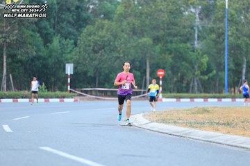 BINH DUONG NEW CITY HALF MARATHON 2024 - Ảnh #1735733