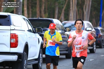 BINH DUONG NEW CITY HALF MARATHON 2024 - Ảnh #1756187