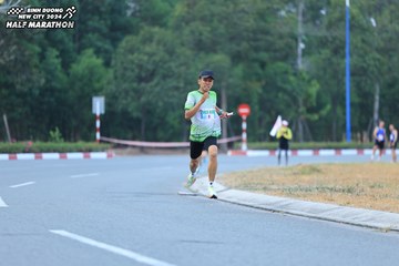 BINH DUONG NEW CITY HALF MARATHON 2024 - Ảnh #1735853
