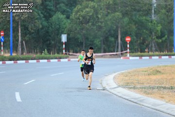 BINH DUONG NEW CITY HALF MARATHON 2024 - Ảnh #1735219
