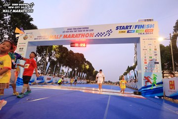 BINH DUONG NEW CITY HALF MARATHON 2024 - Ảnh #1729679
