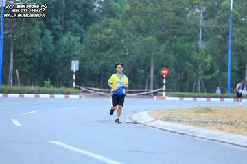 BINH DUONG NEW CITY HALF MARATHON 2024 - Ảnh #1735947