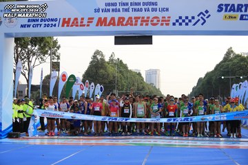 BINH DUONG NEW CITY HALF MARATHON 2024 - Ảnh #1736143
