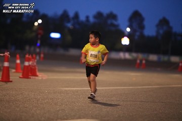BINH DUONG NEW CITY HALF MARATHON 2024 - Ảnh #1728547