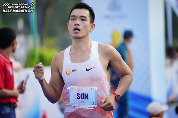 BINH DUONG NEW CITY HALF MARATHON 2024 - Ảnh #1760203