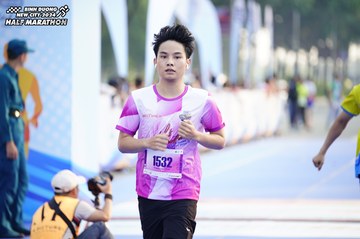 BINH DUONG NEW CITY HALF MARATHON 2024 - Ảnh #1758385