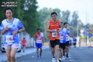 BINH DUONG NEW CITY HALF MARATHON 2024 - Ảnh #1765905