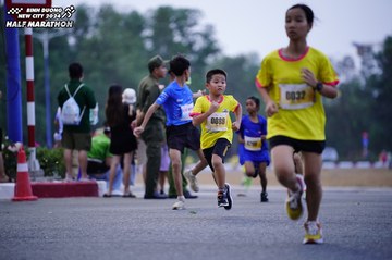 BINH DUONG NEW CITY HALF MARATHON 2024 - Ảnh #1725076