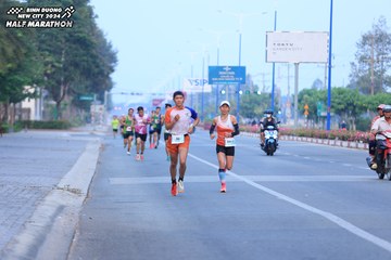 BINH DUONG NEW CITY HALF MARATHON 2024 - Ảnh #1765551