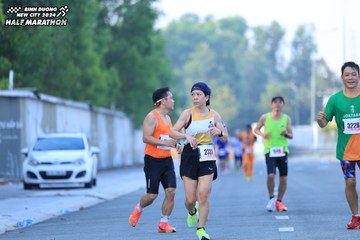 BINH DUONG NEW CITY HALF MARATHON 2024 - Ảnh #1776281