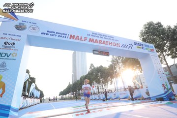 BINH DUONG NEW CITY HALF MARATHON 2024 - Ảnh #1819793