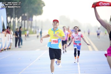 BINH DUONG NEW CITY HALF MARATHON 2024 - Ảnh #1757398