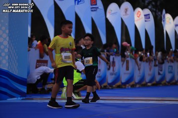 BINH DUONG NEW CITY HALF MARATHON 2024 - Ảnh #1729156